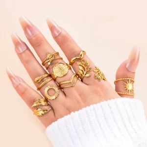 Alternative view of ANILLO "ONDA" EN ACERO INOXIDABLE DORADO