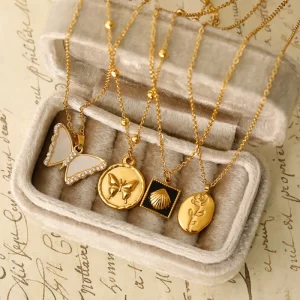 Alternative view of COLLAR "CRETA" EN ACERO INOXIDABLE Y CHAPADO EN ORO DE 18K