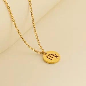COLLAR MEDALLÓN ZODIACO "VIRGO" EN ACERO INOXIDABLE Y CHAPADO EN ORO DE 18K
