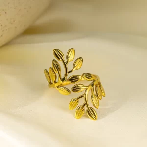 Alternative view of Anillo "Olivo" en Acero Inoxidable y Chapado en Oro de 18K