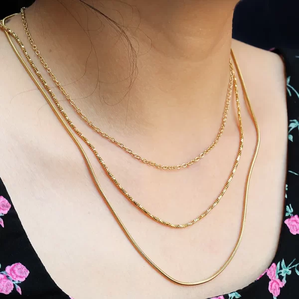 Collar "Trini" en Acero Inoxidable Dorado