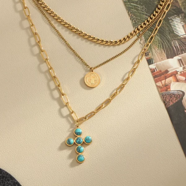 Collar "Bizancio" con Turquesa en Acero Inoxidable y Chapado en Oro de 18K - Imagen 3