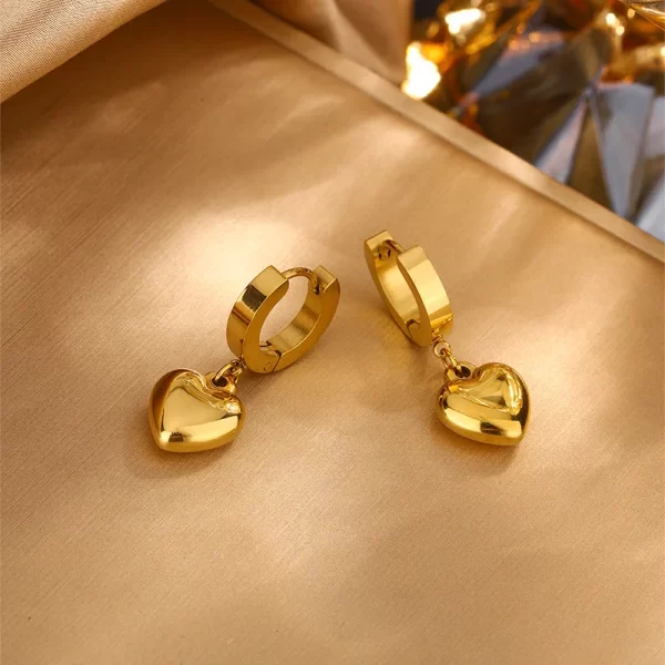 Arracadas con Corazón Mini en Acero Inoxidable y Chapado en Oro de 18K - Imagen 2
