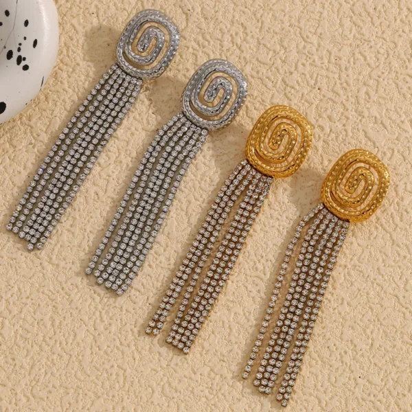 Aretes Tassel "Nüwa" Color Plata con Rhinestones en Acero Inoxidable y Chapado en Oro de 18K - Imagen 2