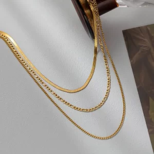 Collar Multicadena "Terzo" en Acero Inoxidable y Chapado en Oro de 18K