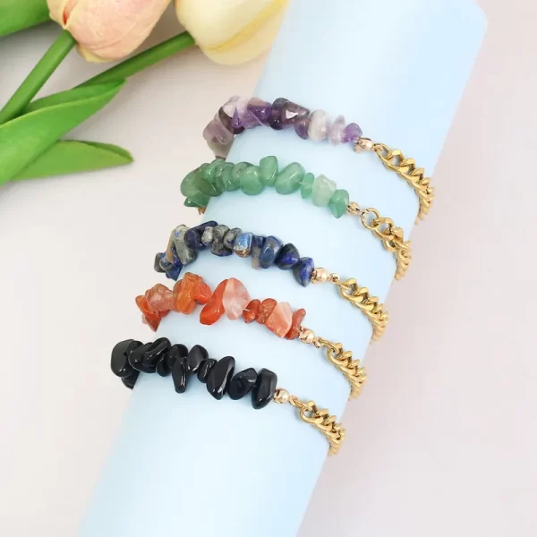 Brazalete "Grava" con Ágata Negra (Piedra Natural) en Acero Inoxidable y Chapado en Oro de 18K - Imagen 2
