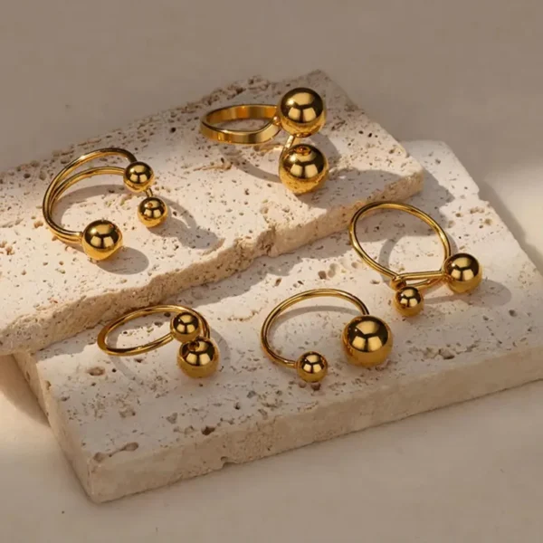 Anillo "Órbita" en Acero Inoxidable y Chapado en Oro de 18K - Imagen 2