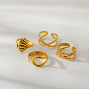 Alternative view of Anillo "Cali" en Acero Inoxidable Dorado