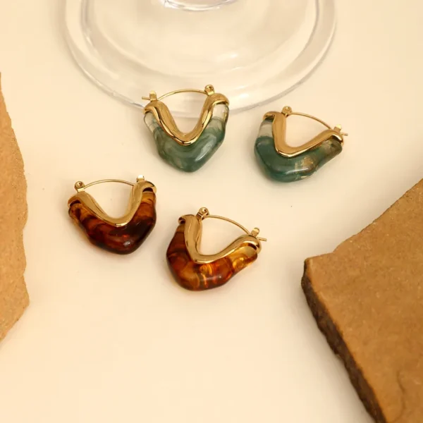Aretes "Caramel" en Acero Inoxidable y Resina - Imagen 3