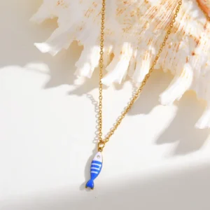 Collar "Blue Fish" en Acero Inoxidable y Chapado en Oro de 18K