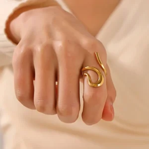 Anillo "Thunder" en Aceor Inoxidable y Chapado en Oro de 18K