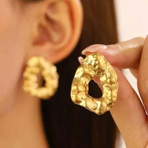 Alternative view of Aretes Forma Viva en Acero Inoxidable Dorado