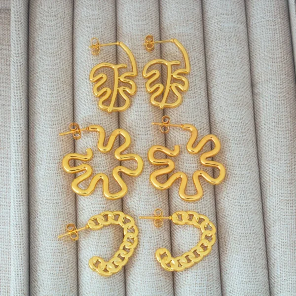 Aretes "Baby Monstera" en Acero Inoxidable de Titanio - Imagen 2