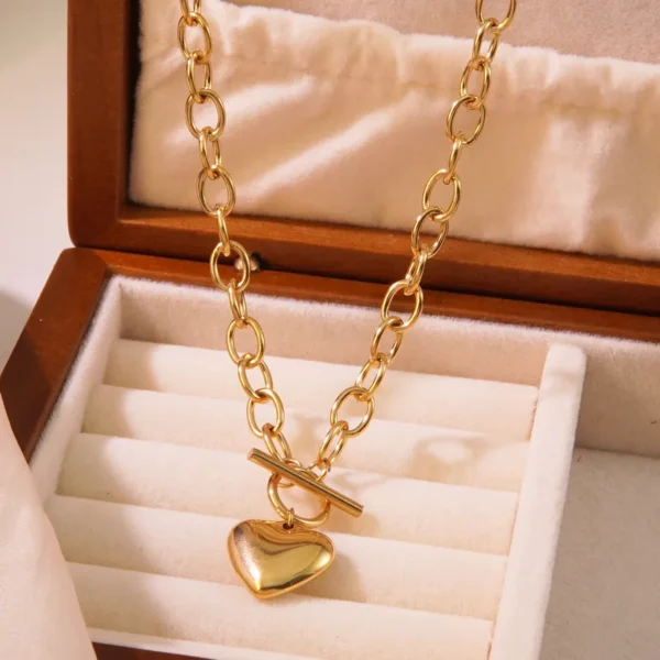 Set de Collar y Pulsera de Eslabón con Colgante de Corazón en Acero Inoxidable Dorado - Imagen 2