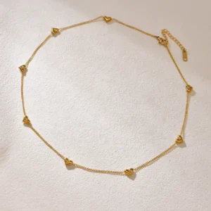 Alternative view of Collar "Constellation of Hearts"con Zirconias de Acero Inoxidable y Chapado en Oro de 18K