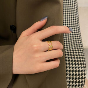 Alternative view of Anillo "Chain of Hearts" en Acero Inoxidable de Titanio