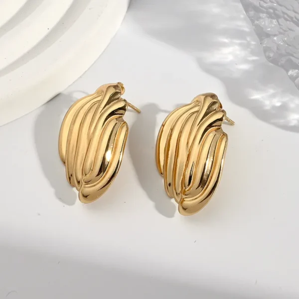 Aretes "Yunnan" en Acero Inoxidable Dorado