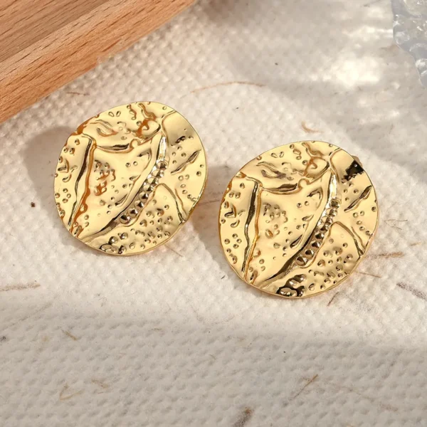 Aretes "Moneda" en Acero Inoxidable Dorado