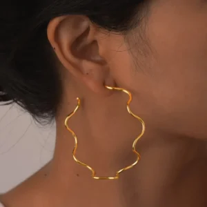 Arracadas "Ondas" en Acero Inoxidable y Chapado en Oro de 18K