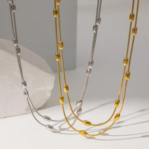 Alternative view of Collar Multicadena «Pods» Color Plata en Acero Inoxidable