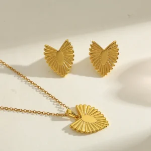 Set de Aretes y Collar "Sunny Heart" en Acero Inoxidable y Chapado en Oro