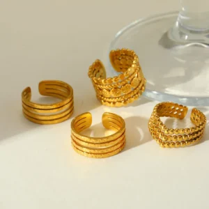 Alternative view of Anillo en Acero Inoxidable y Chapado en Oro de 18K