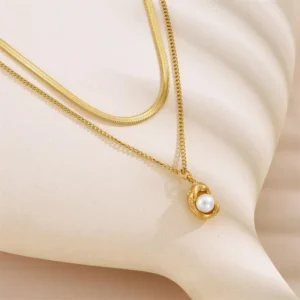 Alternative view of Collar de Cadena Doble "Pearl Pod" en Acero Inoxidable Dorado