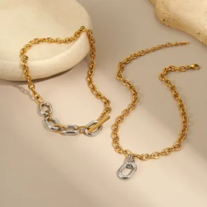 Alternative view of Collar "Glam Rock" en Acero Inoxidable y Chapado en Oro de 18K