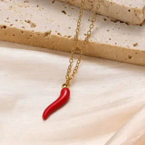 Collar Mini Chile en Acero Inoxidable Dorado