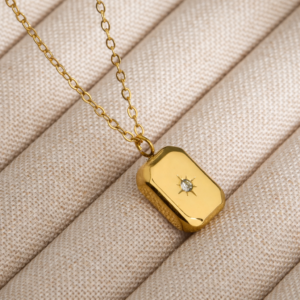 COLLAR "NORTHERN STAR" EN ACERO INOXIDABLE