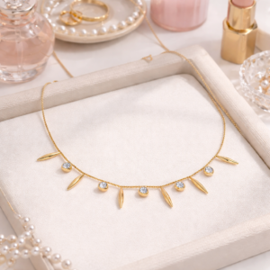 Alternative view of Collar "Celebration" con Zirconia en Acero Inoxidable y chapado en Oro de 18K