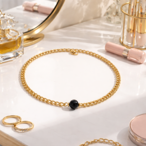 Collar Chocker "Black Moon" en Acero Inoxidable y Chapado en Oro de 18K