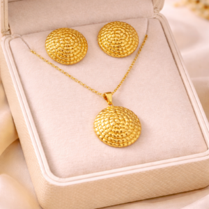 Alternative view of Set de collar y Aretes "Rope" en Acero Inoxidable y Chapado en Oro de 18K