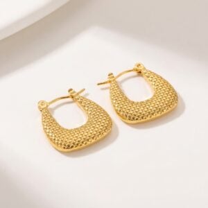Aretes "Serpent Texture" en Acero Inoxidable y Chapado en Oro de 18K