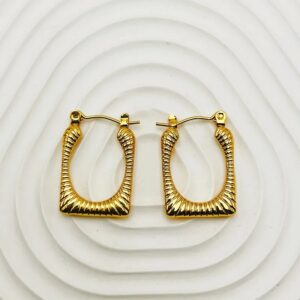 Aretes "Carré" en Acero Inoxidable y Chapado en Oro de 18K