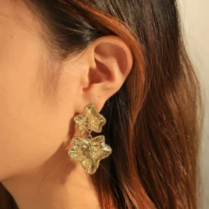 Aretes "Grapevine" en Acero Inoxidable y Chapado en Oro de 18K