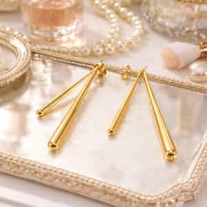 Alternative view of Aretes "Windchimes" en Acero Inoxidable y Chapado en Oro de 18K