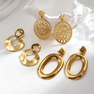 Alternative view of Aretes "Frida" en Acero Inoxidable y Chapado en Oro de 18K