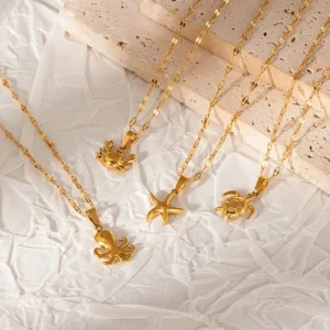 Alternative view of Collar "Estrella de Mar" en Acero Inoxidable Dorado