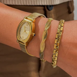 Alternative view of Pulsera "Braided" en Acero Inoxidable y Chapado en Oro de 18K