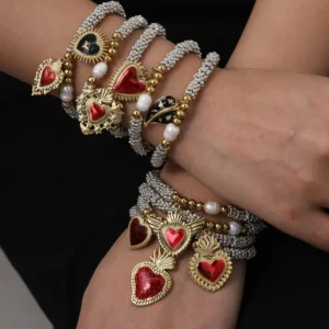 Alternative view of Pulsera "Mexican Heart" con Perla Natural en Acero Inoxidable y Chapado en Oro de 18K