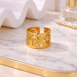 Alternative view of Anillo "Magic Kingdom"en Acero Inoxidable y Chapado en Oro de 18K