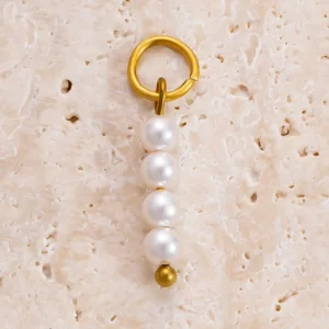 Charm "Pearl" en Acero Inoxidable Dorado