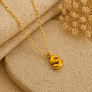 Collar con Inicial "S" Balloon en Acero Inoxidable y Chapado en Oro