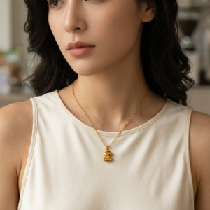 Alternative view of Collar con Inicial "S" Balloon en Acero Inoxidable y Chapado en Oro