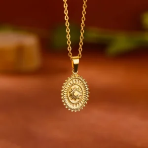 Collar "Solar Plexus" en Acero Inoxidable y Chapado en Oro de 18K