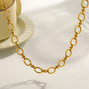 Collar "Venice" en Acero Inoxidable y Chapado en Oro de 18K