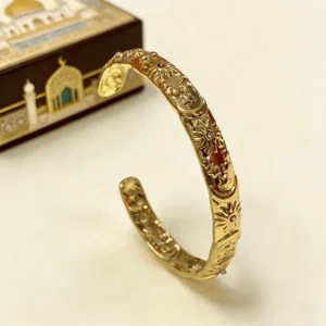 Alternative view of Brazalete "Constantinopla" en Acero Inoxidable y Chapado en Oro de 18K