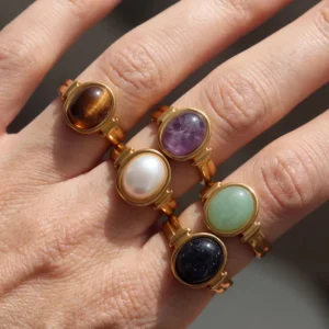 Alternative view of Anillo "Tiger Eye" en Color Plata de Acero Inoxidable y Chapado en Oro de 18K