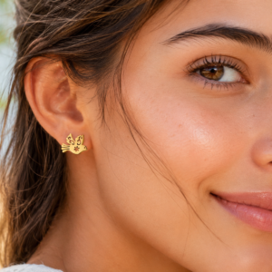 Alternative view of Aretes "Golondrina" en Acero Inoxidable y Chapado en Oro de 18K